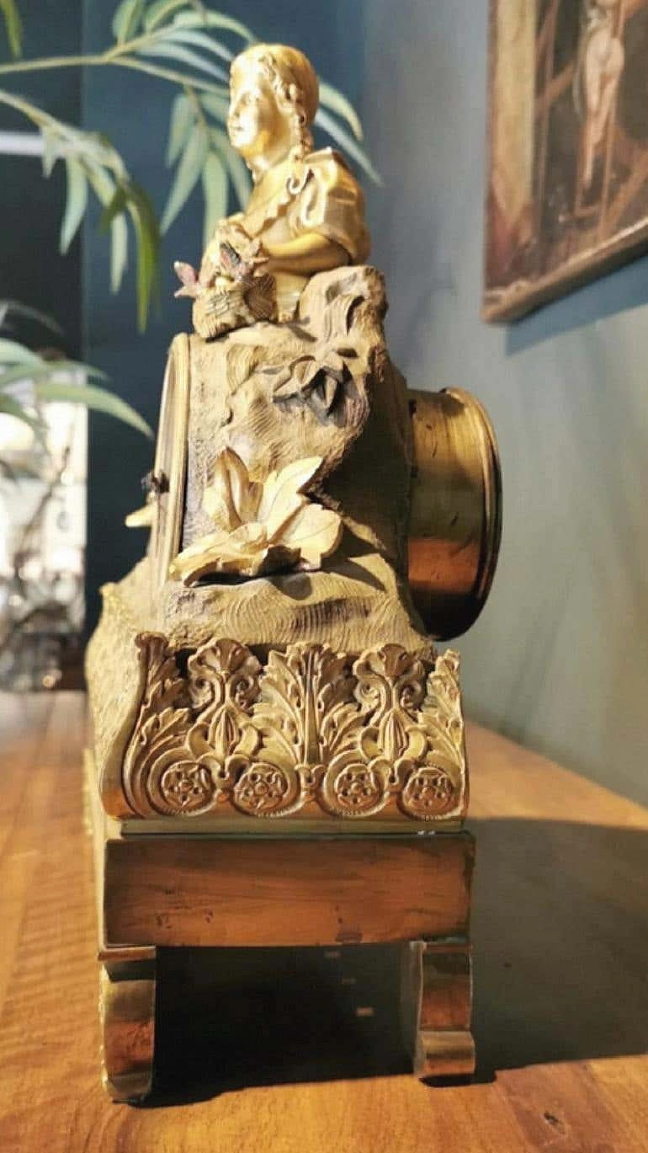 Orologio da camino in stile Luigi XVI in bronzo dorato 1193532