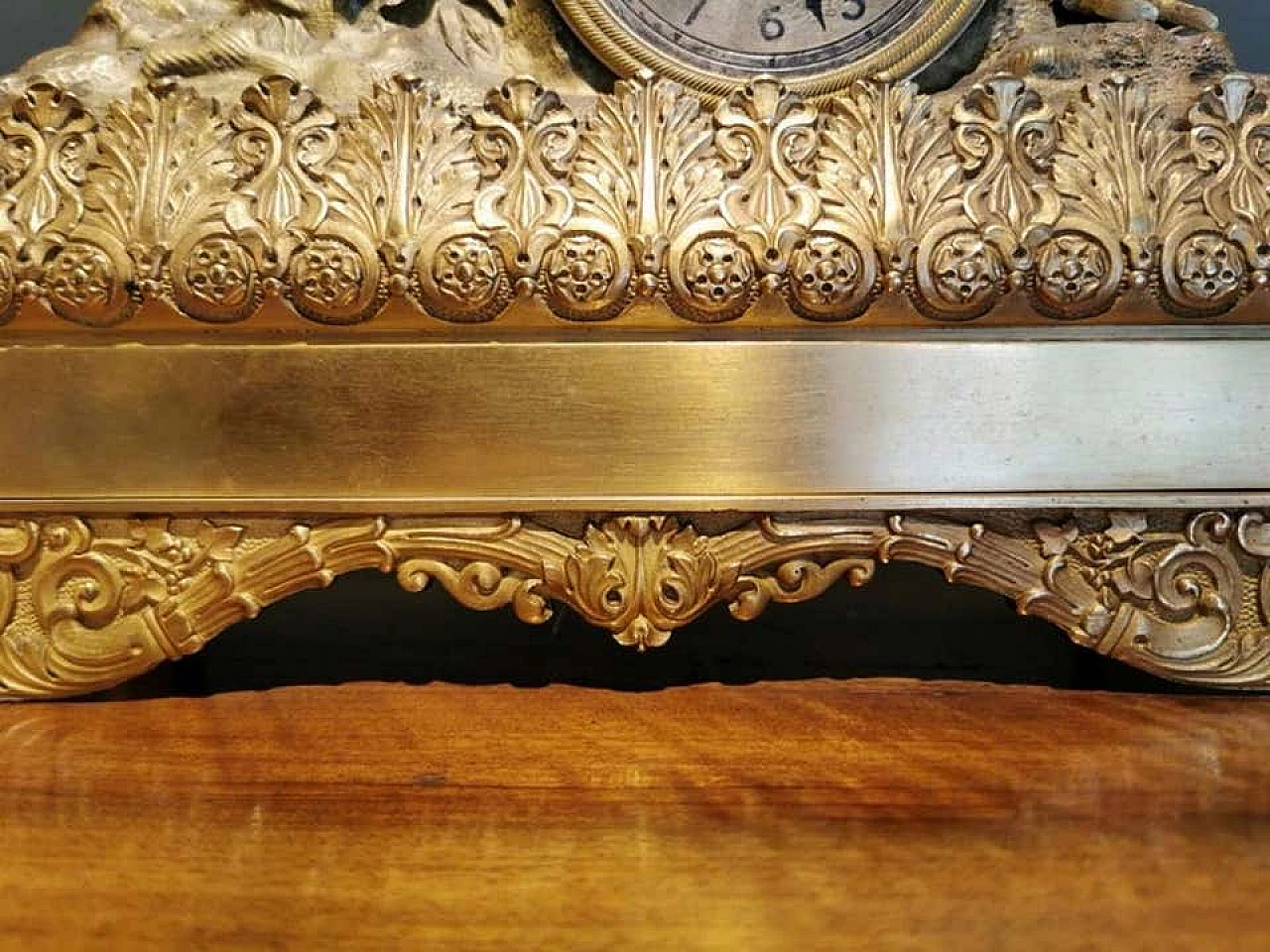 Louis XVI style mantel clock in gilded bronze, 19th century 1193546