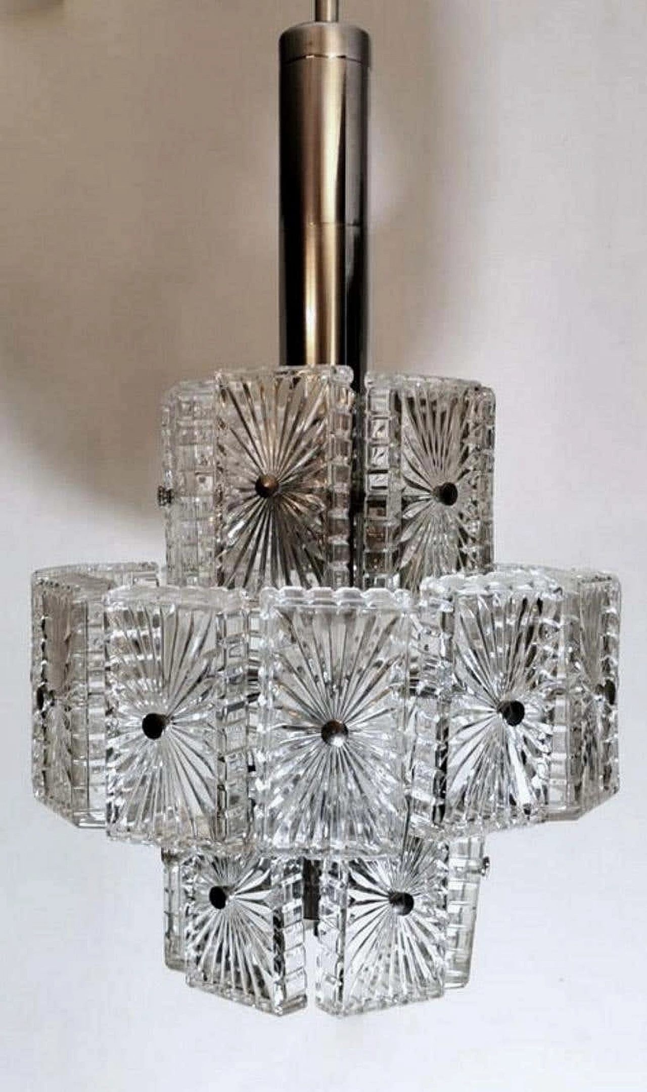 Lampadario a 12 luci in cristallo e metallo nichelato, anni '60 1193778