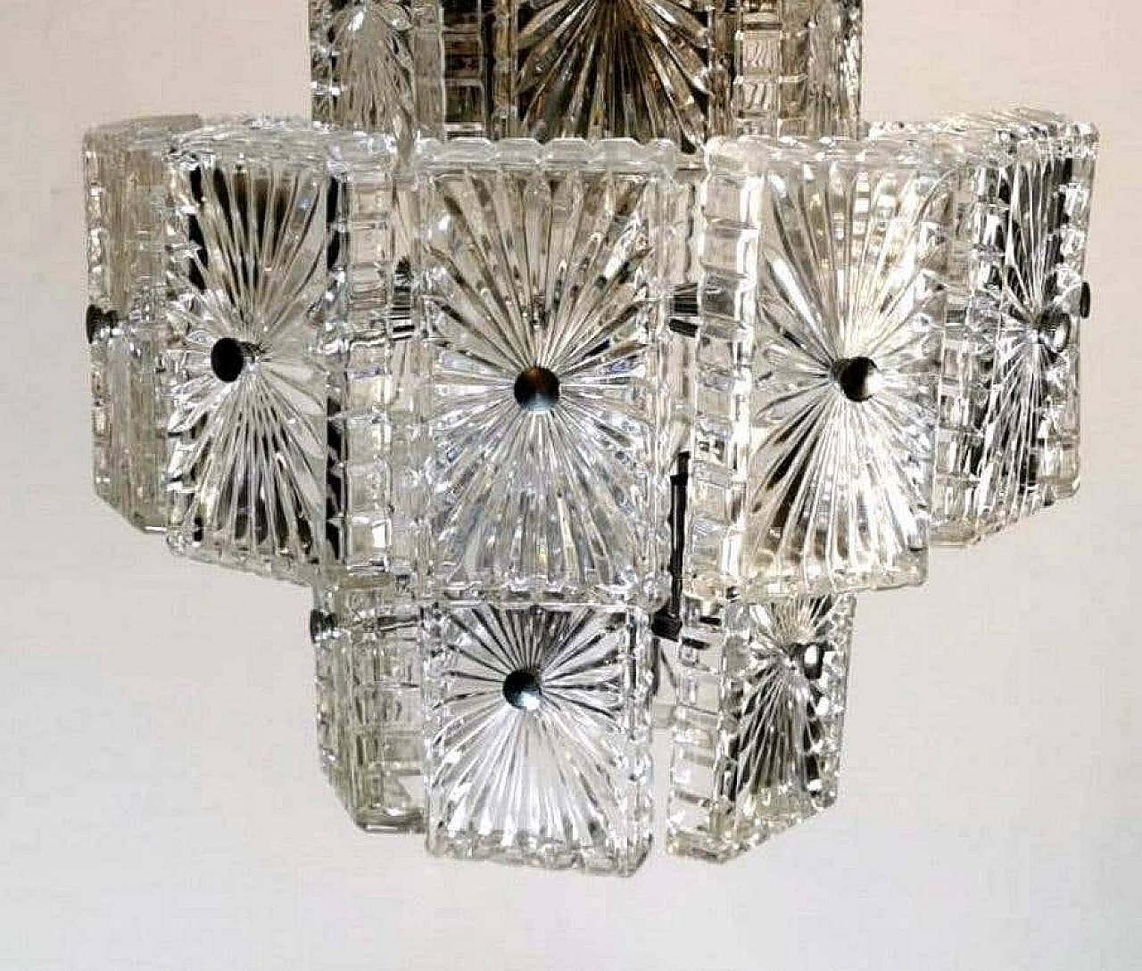 Lampadario a 12 luci in cristallo e metallo nichelato, anni '60 1193780