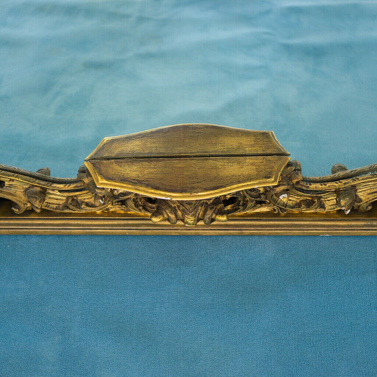 Specchio a parete in legno dorato, anni '50 1193814