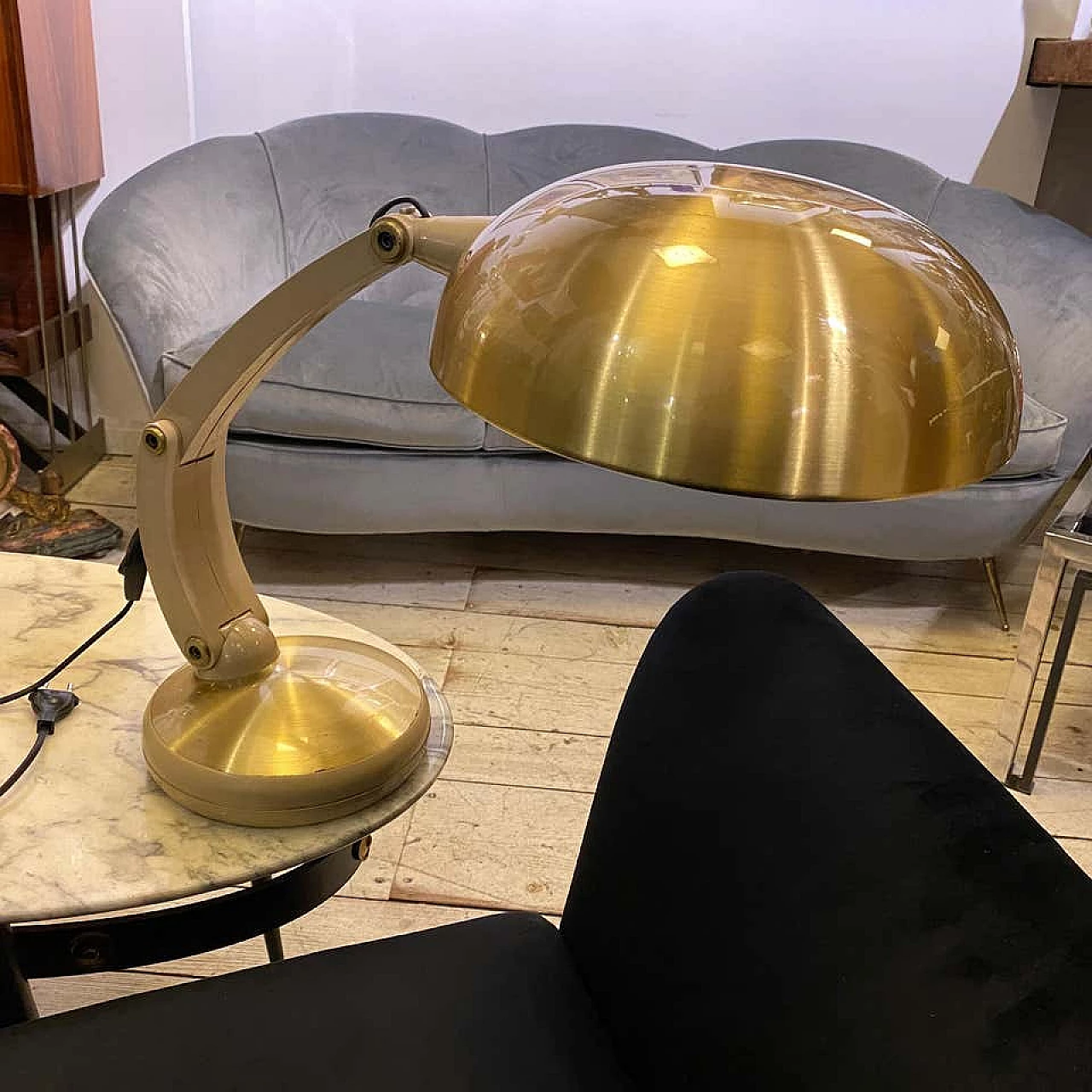 Lampada da scrivania in stile Arredoluce in plastica e ottone, anni '60 1194627