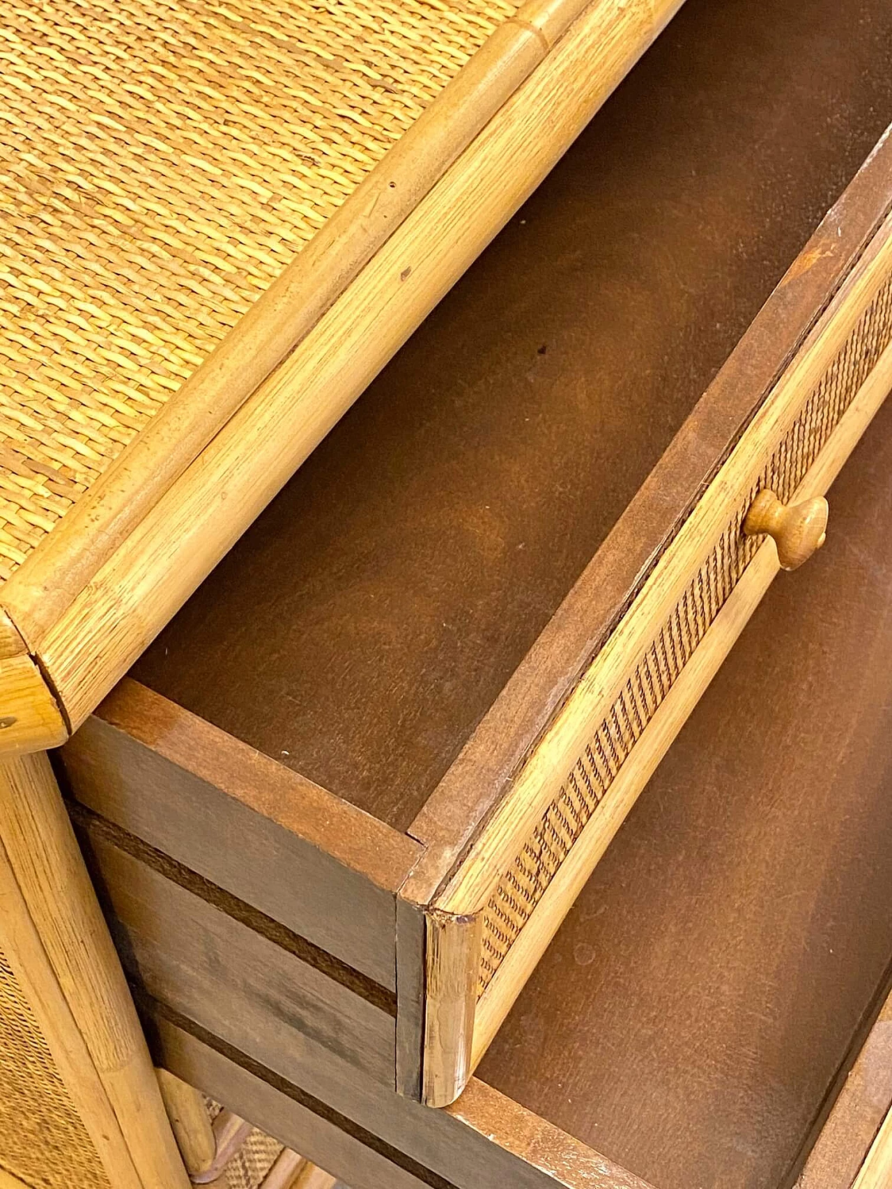 Cassettiera in bambù e vimini, anni '70 1194728