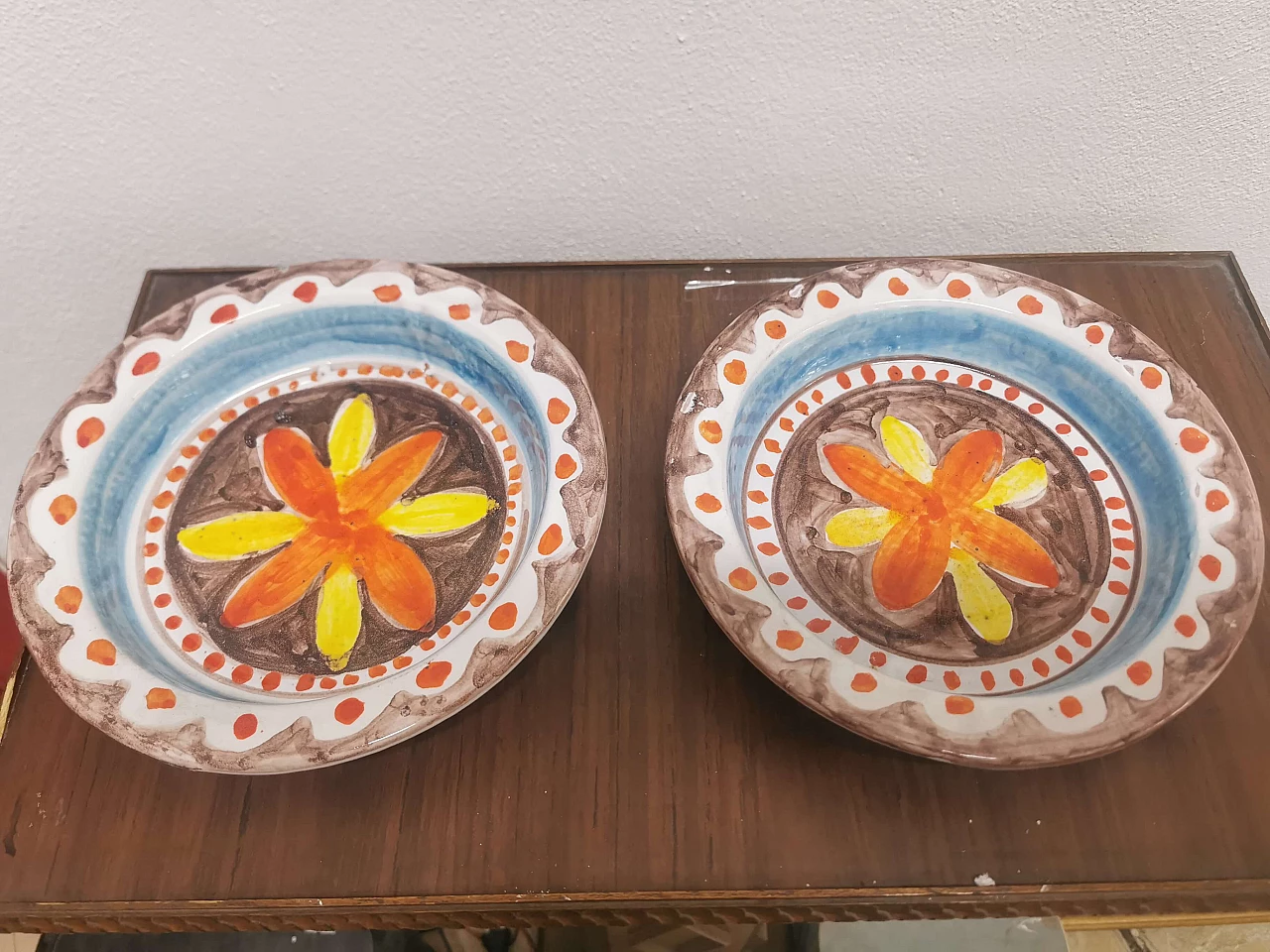 Coppia di piatti in ceramica De Simone, anni '70 1194825