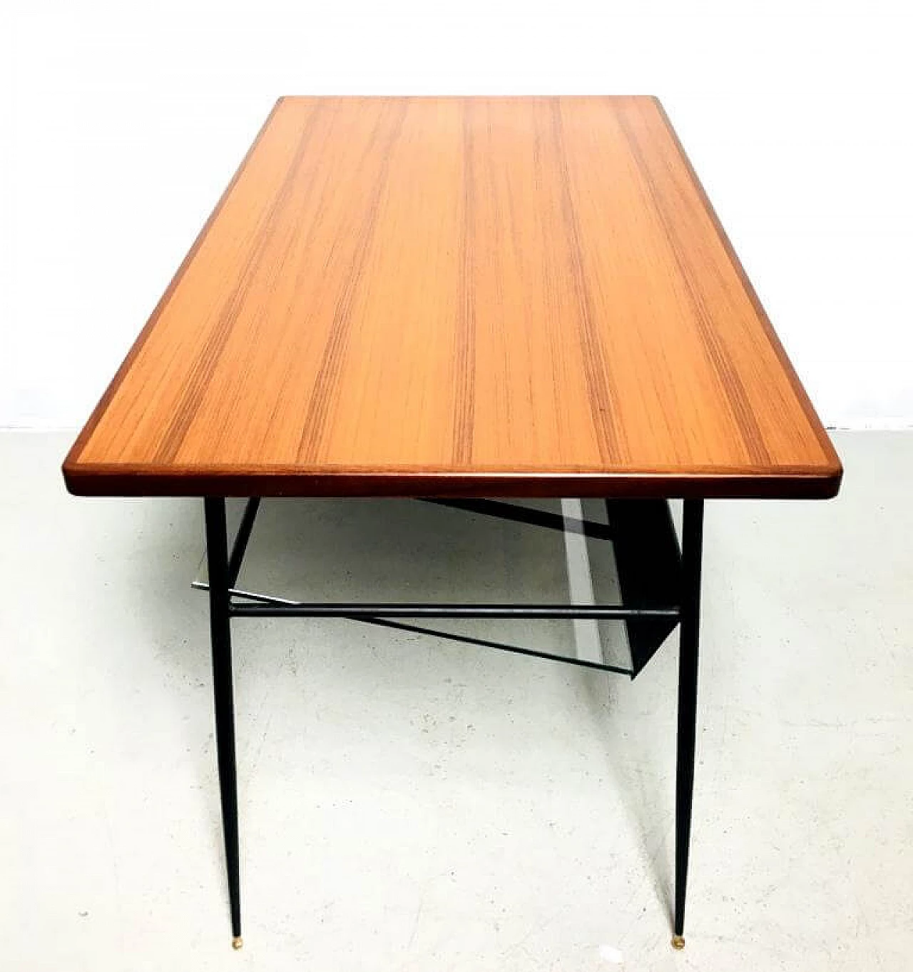 Teak coffee table with magazine rack, 1950s 1195053