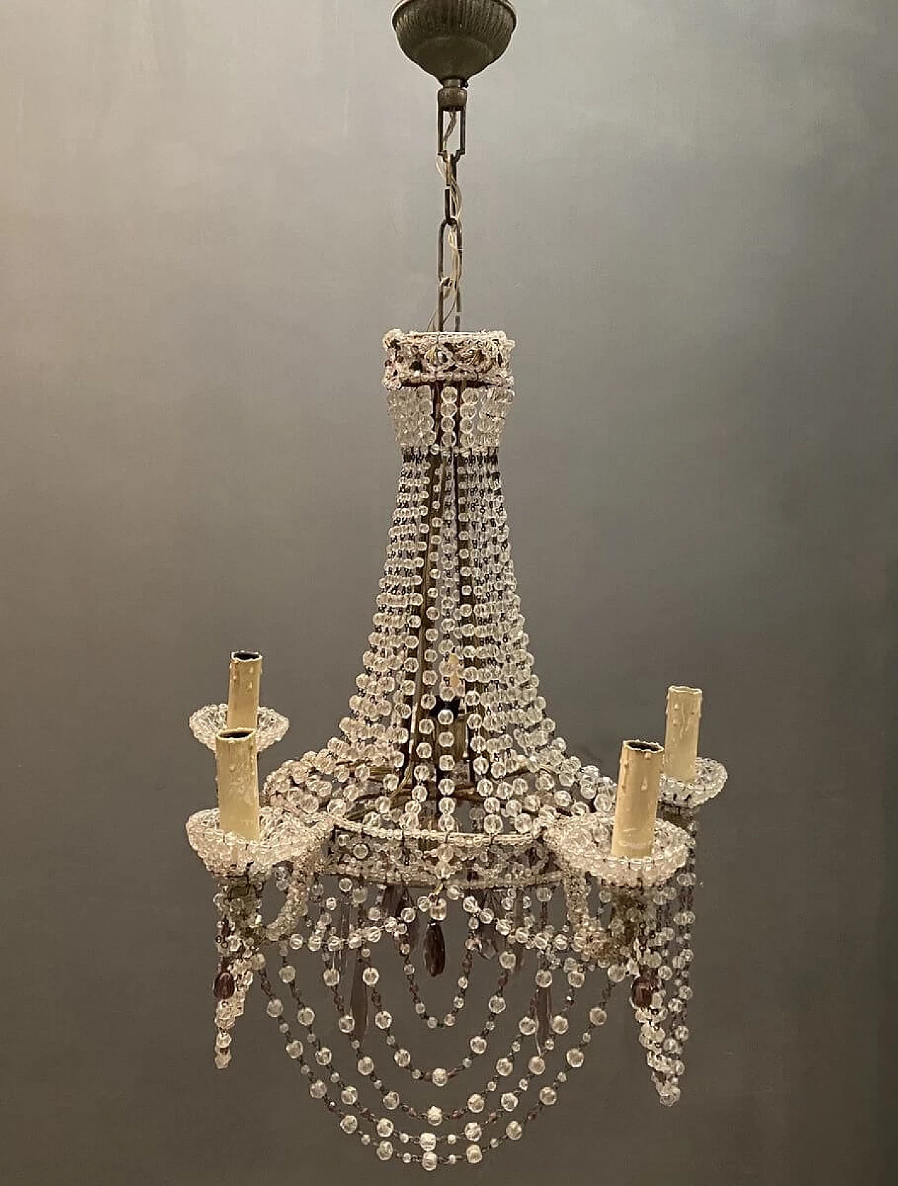 Orecchini vintage a lampadario con brillanti strass Orecchini vintage a lampadario con brillanti strass