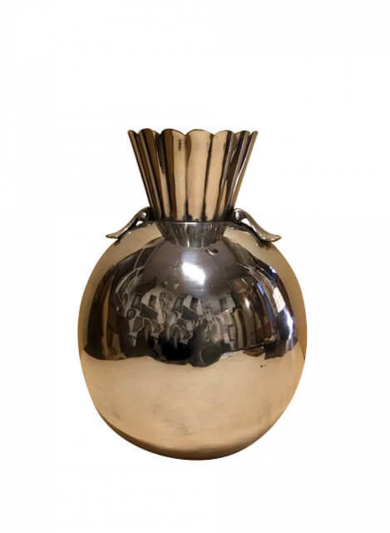 Silver vase, 40s 1195667