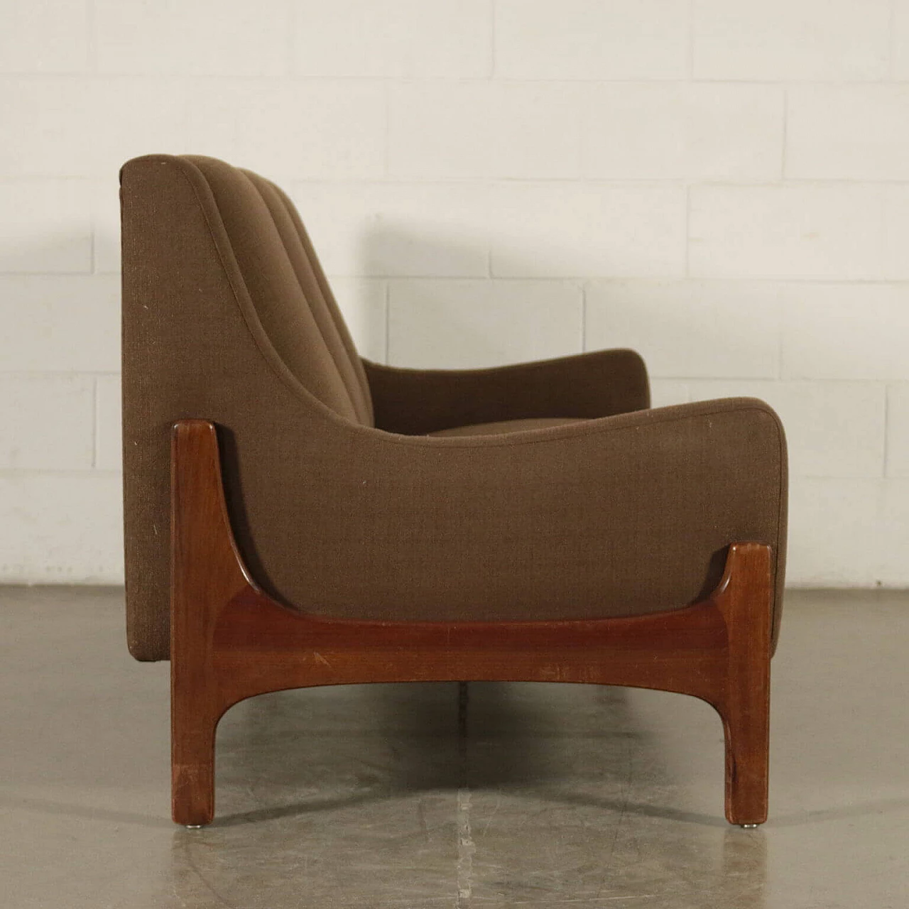 Sofa in beechwood and fabric, 60s 1196387