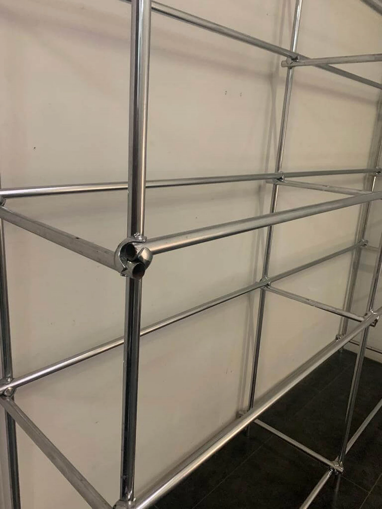 Chrome tubular shelf with metal clamps from S.B.E., 60s 1196418
