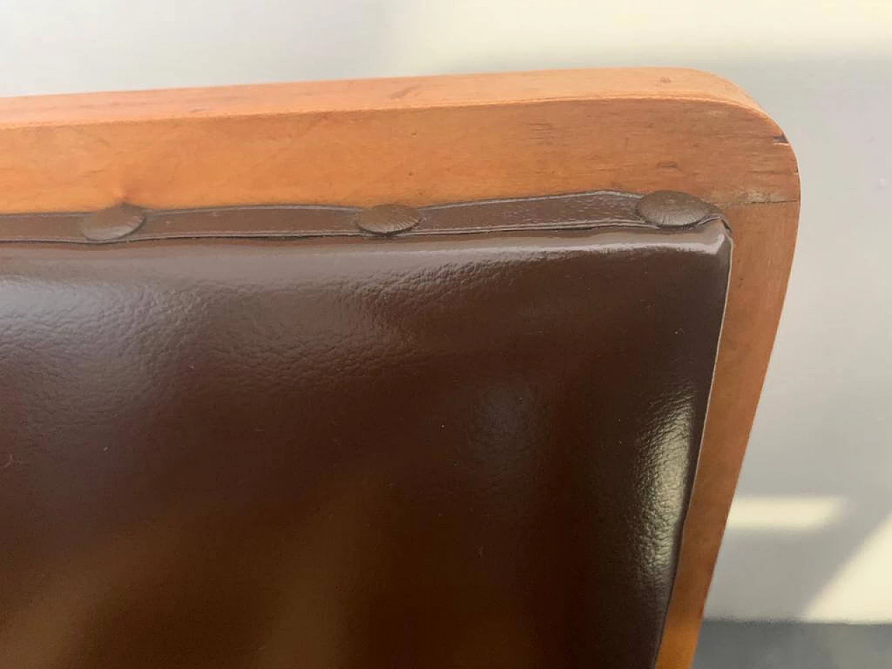 6 Art Deco dining chairs in elm, maple and leatherette, 1940s 1197480