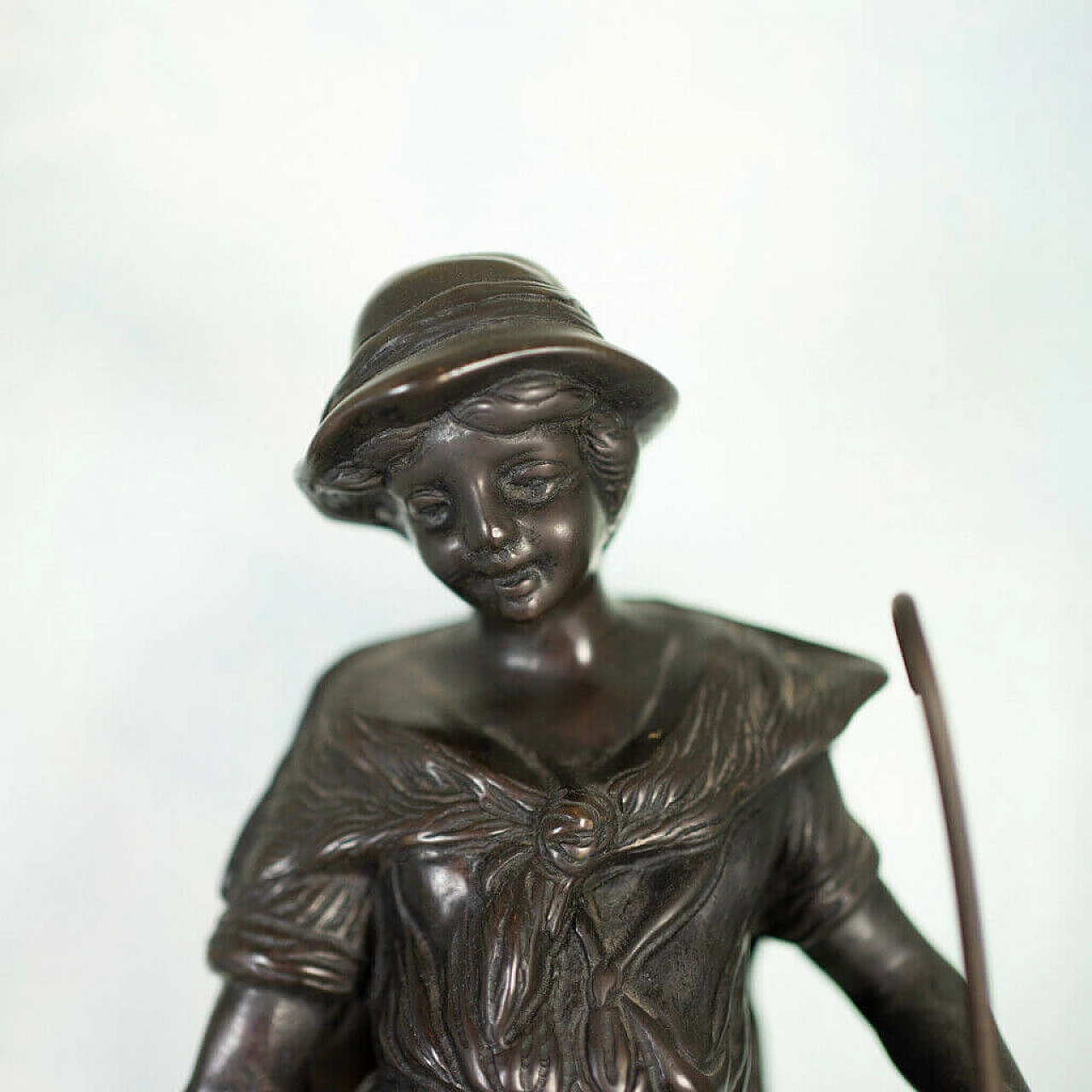 Statua in bronzo di pescatore firmata, anni '10 1197754