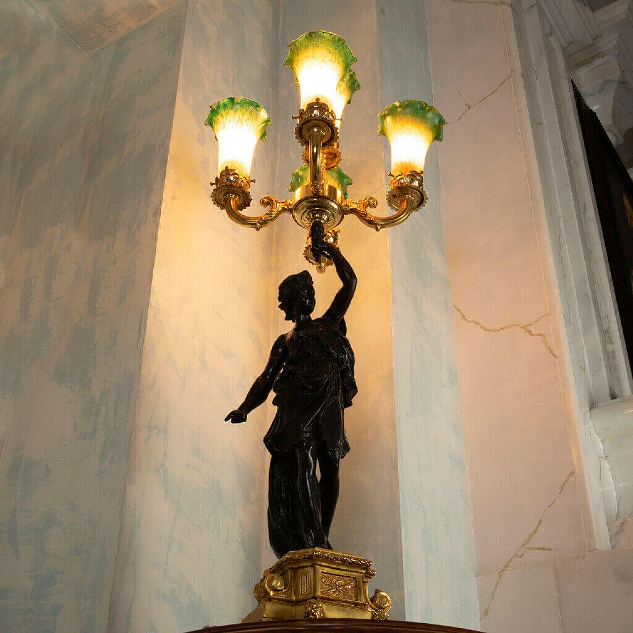 Lampada da tavolo a 5 luci con statua in bronzo, '800 1197772