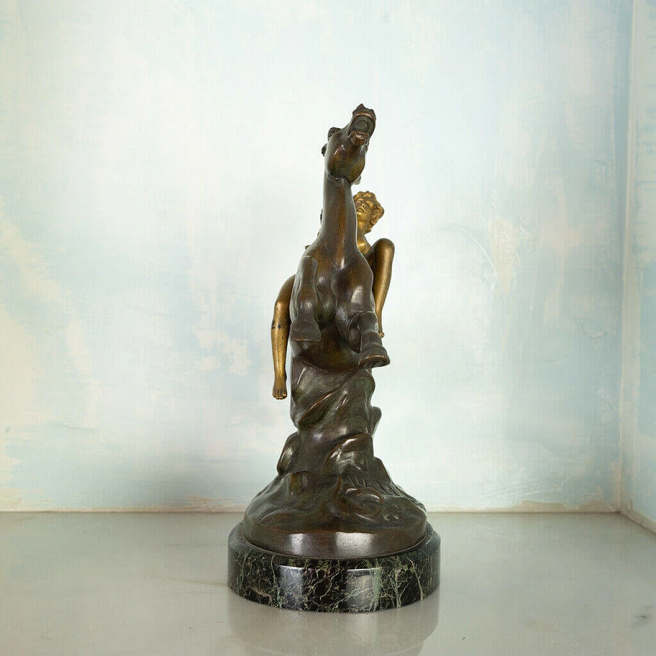 Statua in bronzo e marmo portoro La Furia, fine '800 1198428