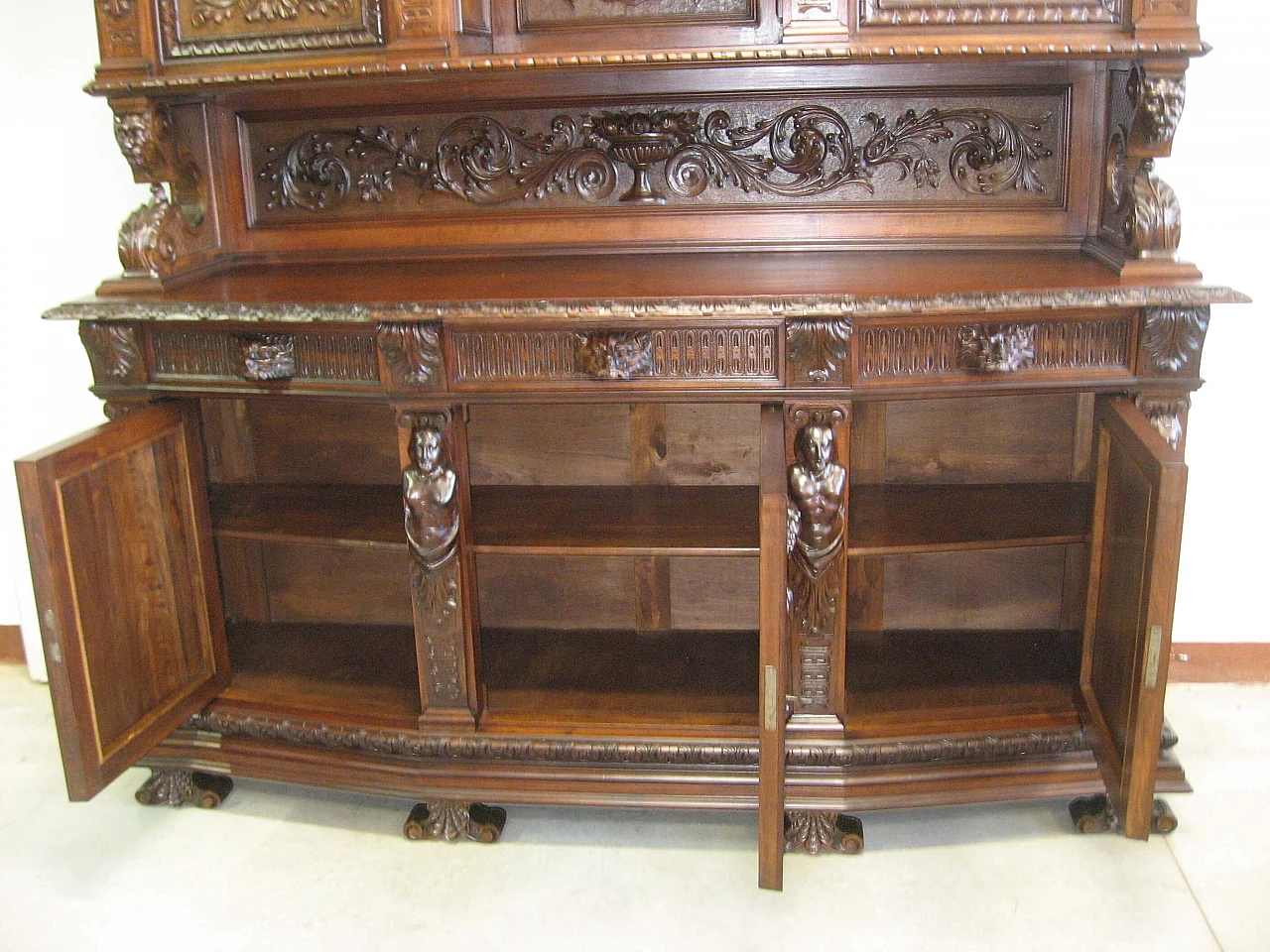 Renaissance style walnut sideboard, early '900 1198969