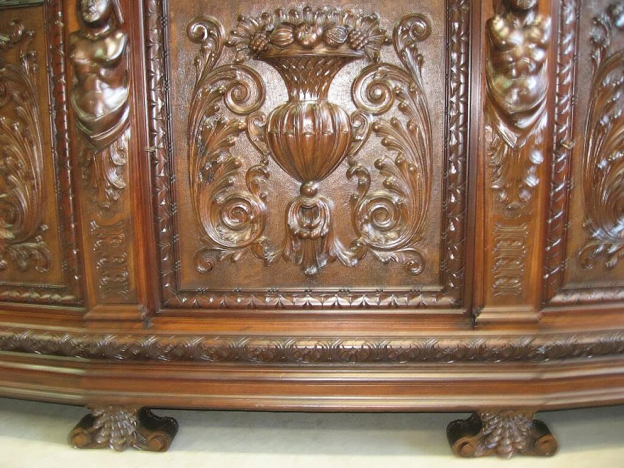 Renaissance style walnut sideboard, early '900 1198972
