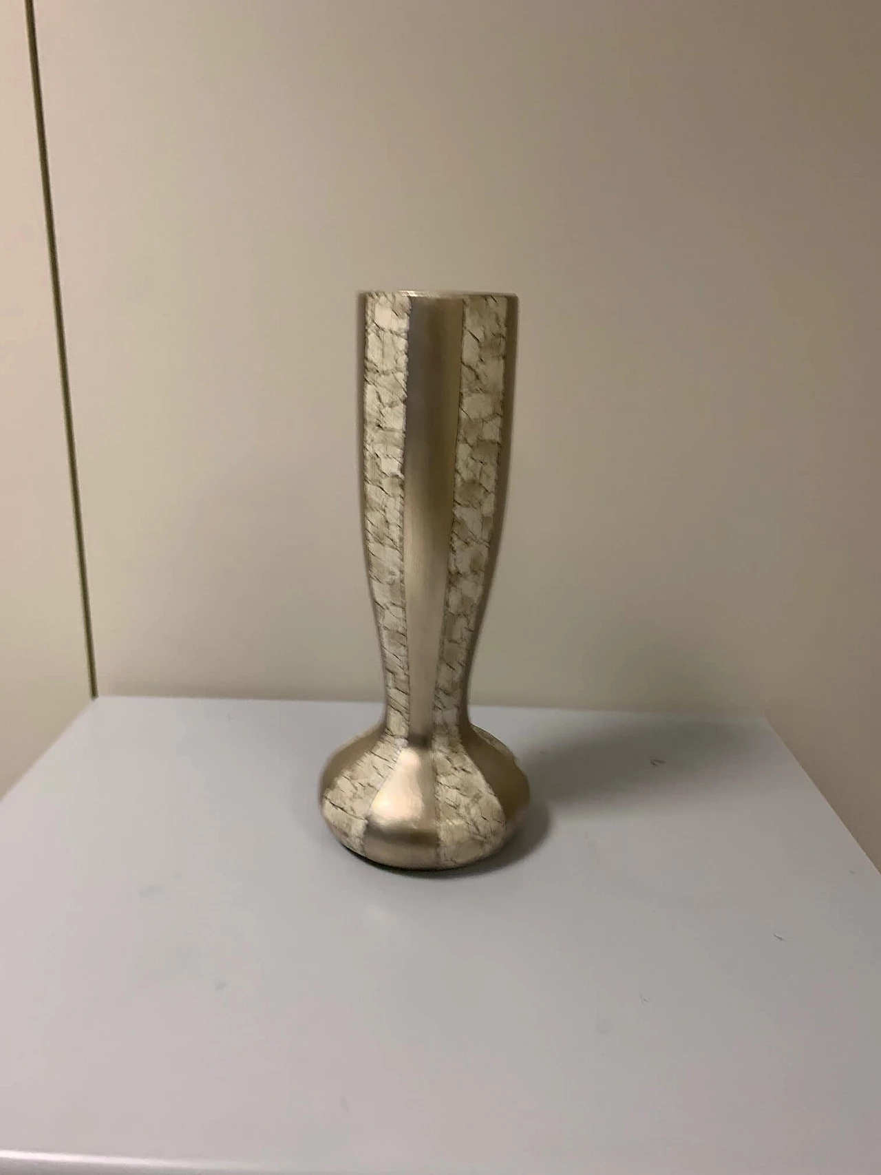 Vase with inserts in natural eggshell and silver leaf, 50s 1200469