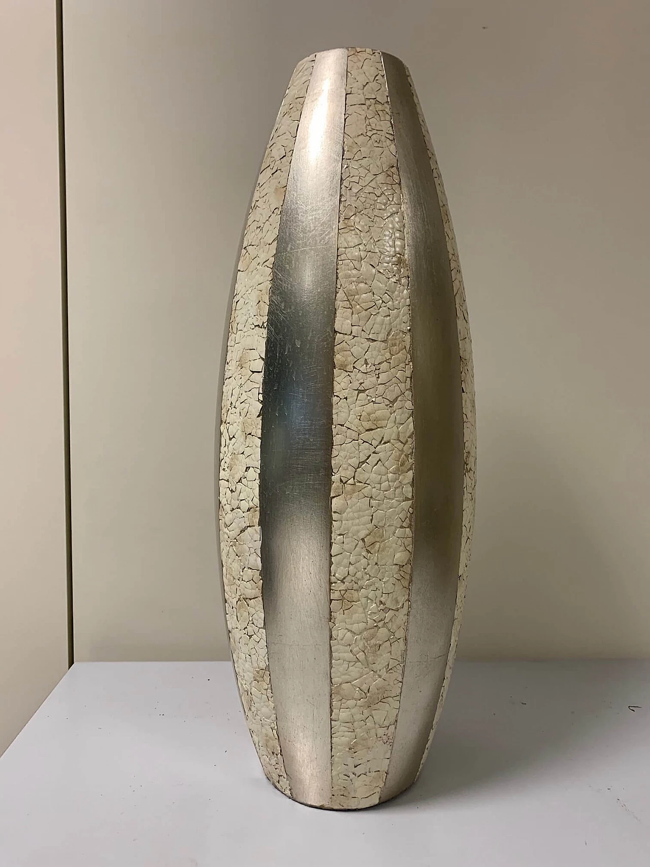 Grande vaso con inserti in guscio d'uovo naturale e foglia d'argento, anni '50 1200505
