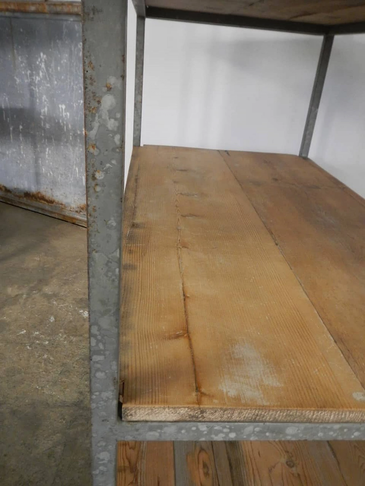 Potters trolley with wheels and shelves in fir wood, 70s 1200584