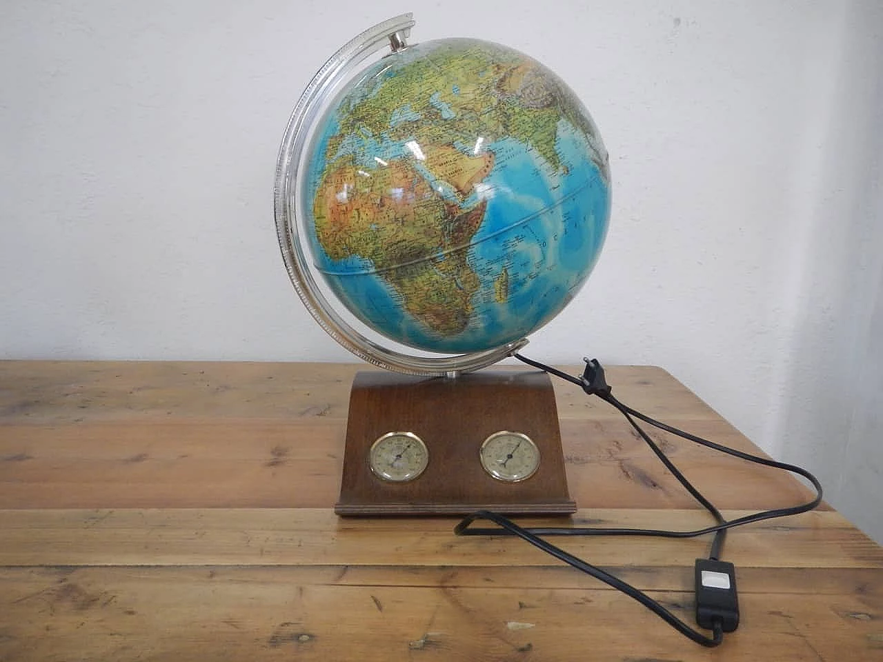 Globe with barometer and light by Ricoglobus, 70s 1200598