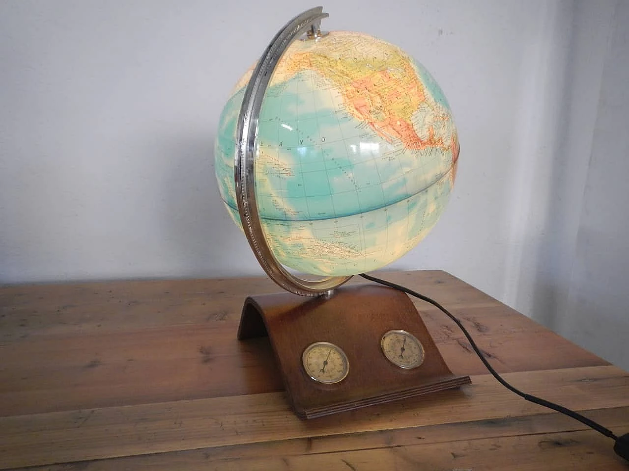 Globe with barometer and light by Ricoglobus, 70s 1200600