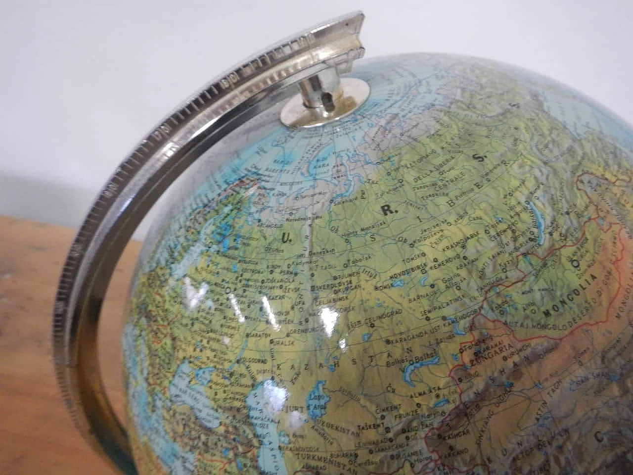Globe with barometer and light by Ricoglobus, 70s 1200603