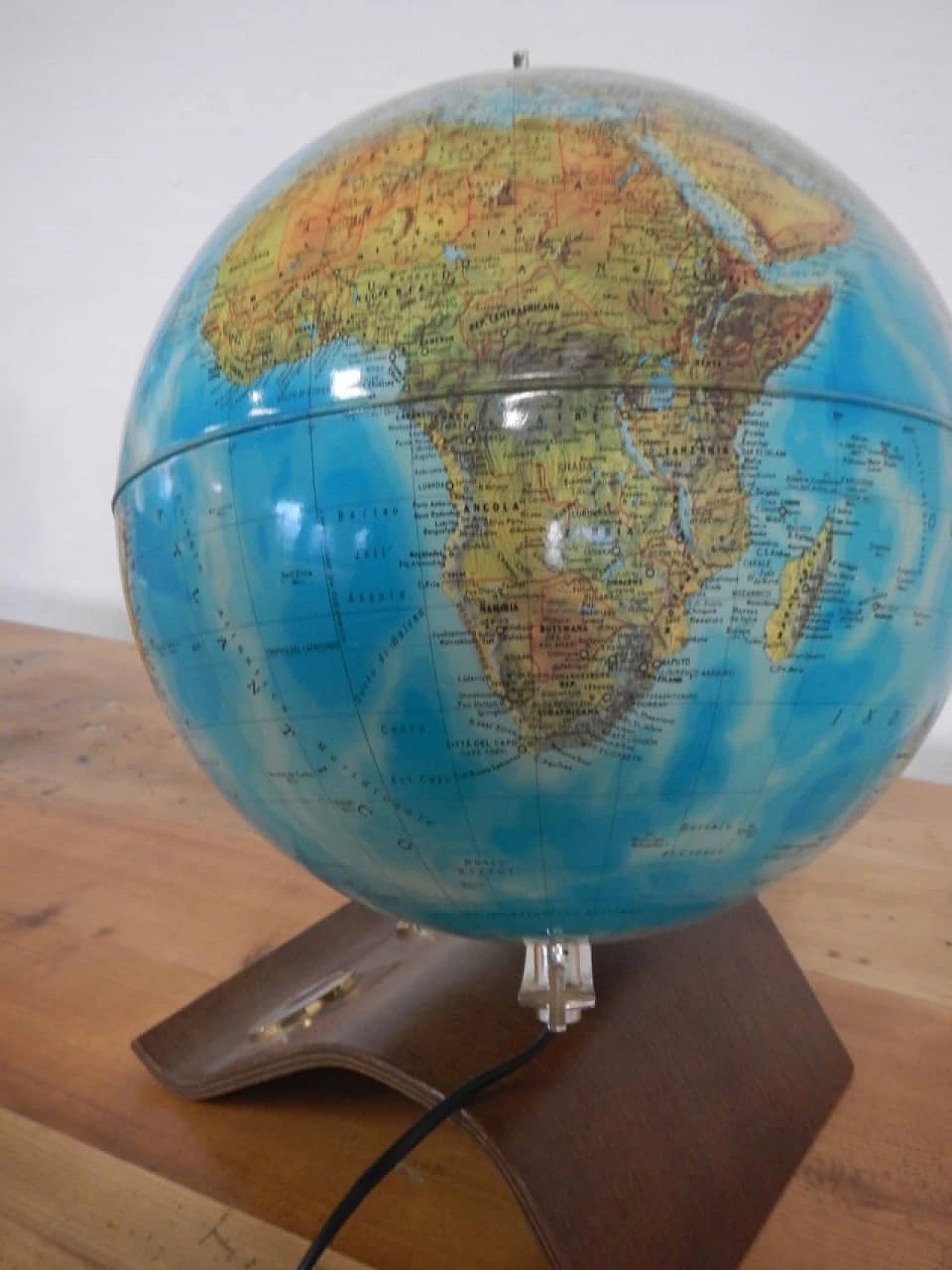 Globe with barometer and light by Ricoglobus, 70s 1200604