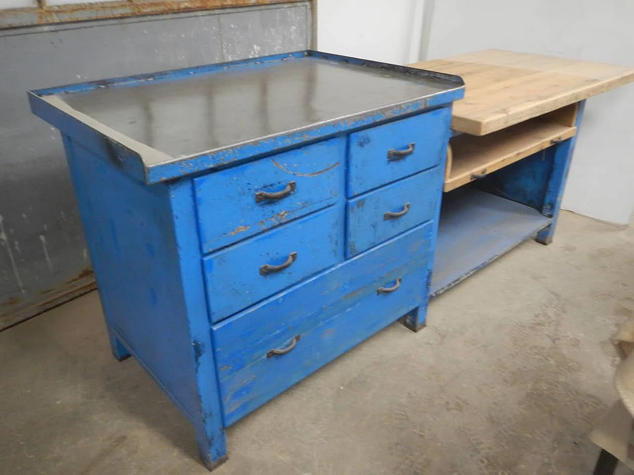 Industrial bench with drawers, 70s 1200901