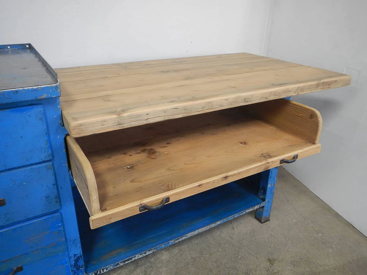 Industrial bench with drawers, 70s 1200914