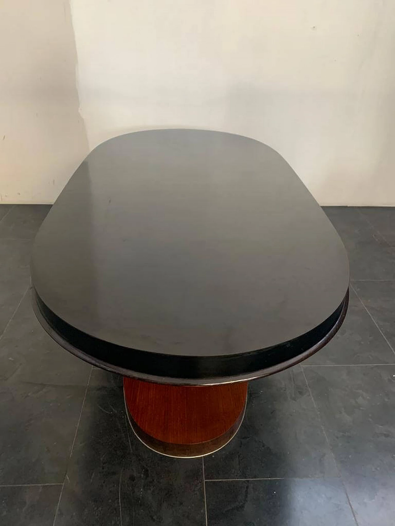 Art Deco mahogany oval dining table, 1920s 1203041