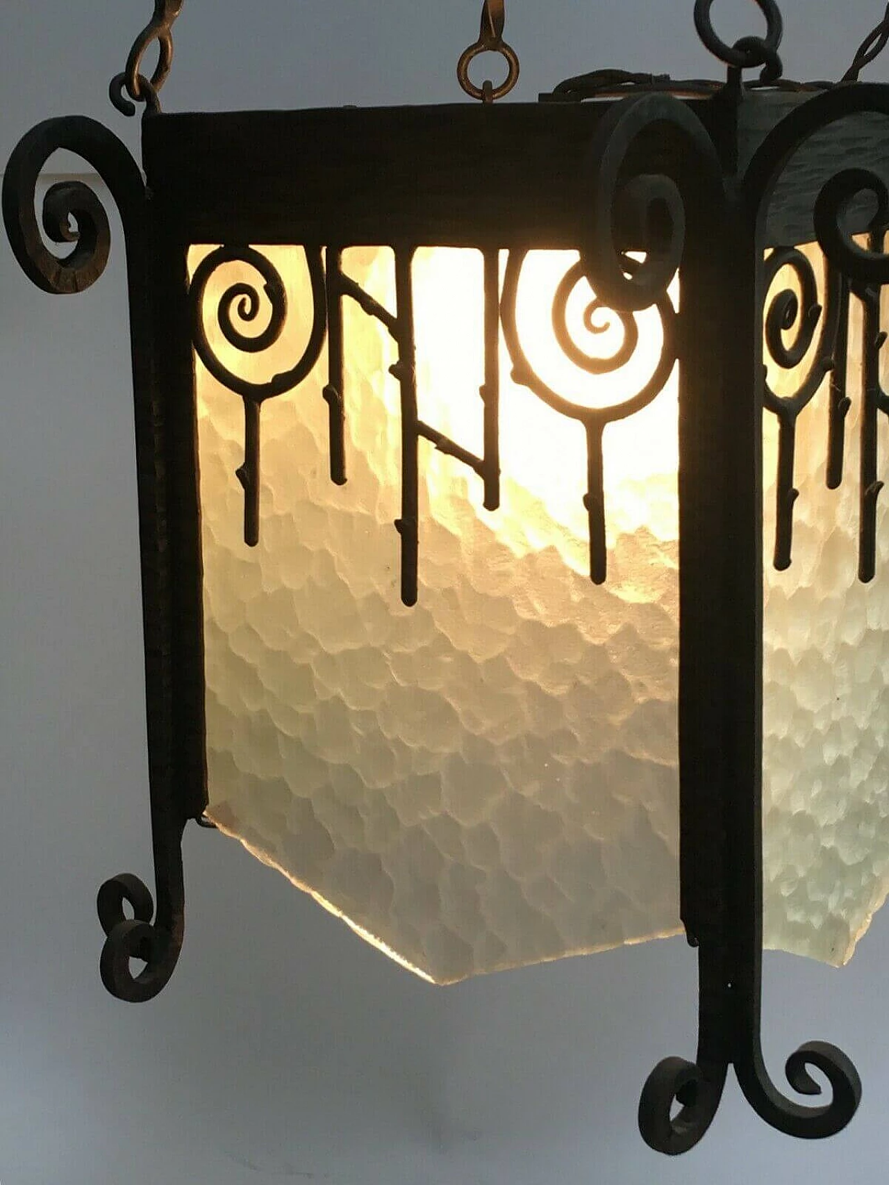 Lampadario in vetro e ferro battuto, anni '40 1204269