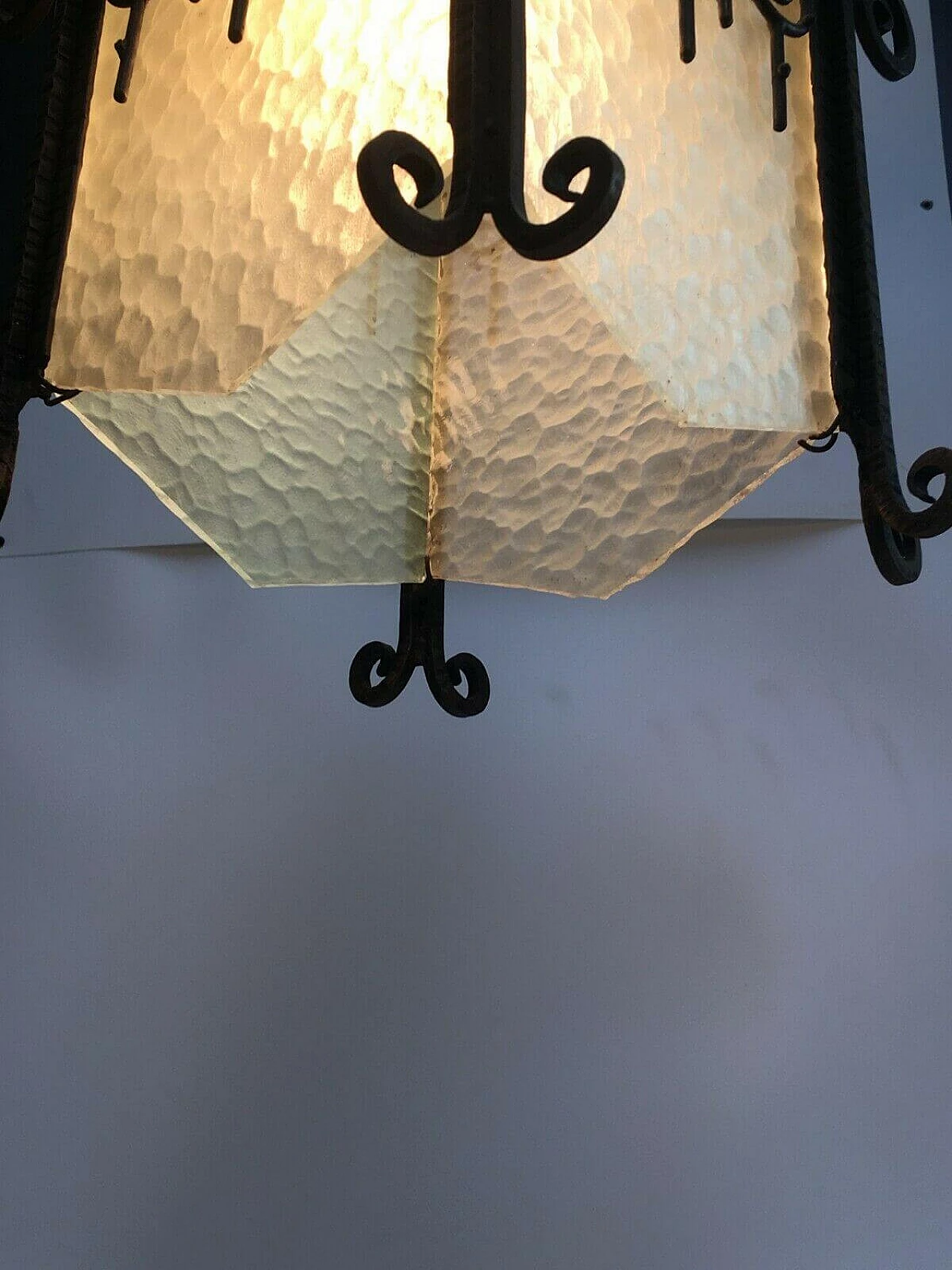 Lampadario in vetro e ferro battuto, anni '40 1204271