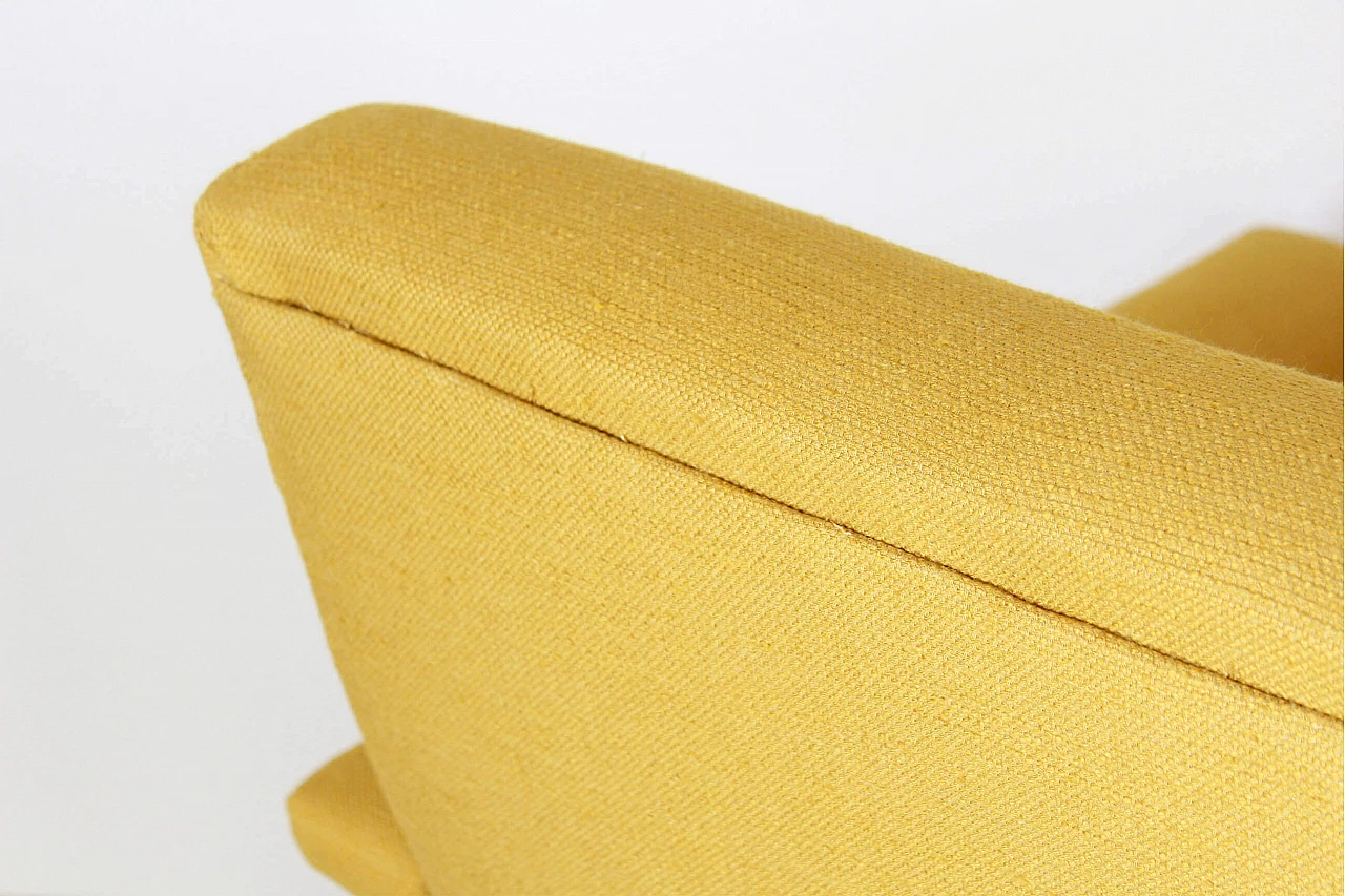 Poltrona in tessuto color giallo, anni '50 1204817