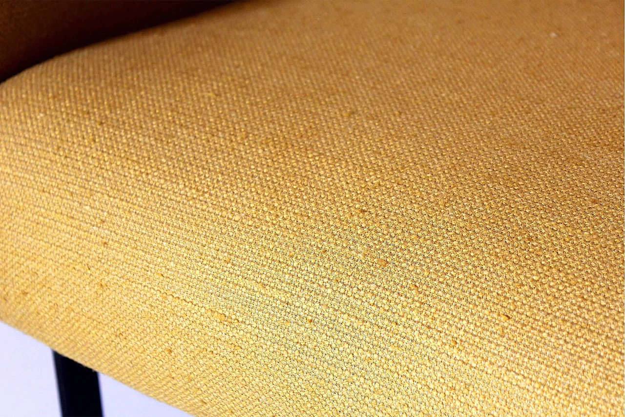 Poltrona in tessuto color giallo, anni '50 1204820