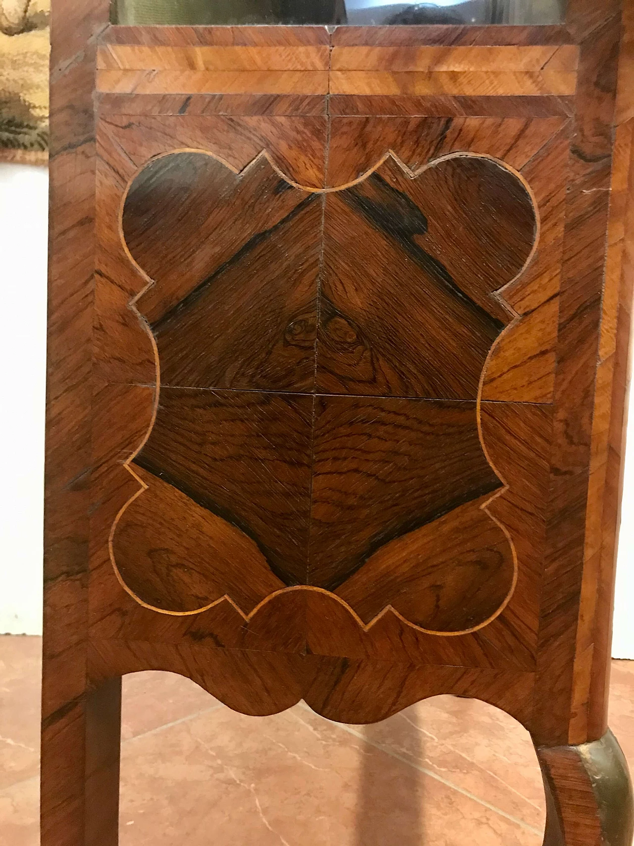 Louis XVI showcase veneered in walnut and bois de rose, threaded, white marble top, original 18th century 1206043