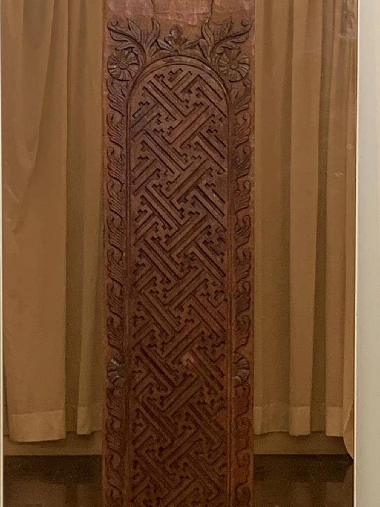 Specchio con pannello coloniale in teak, anni '70 1206943