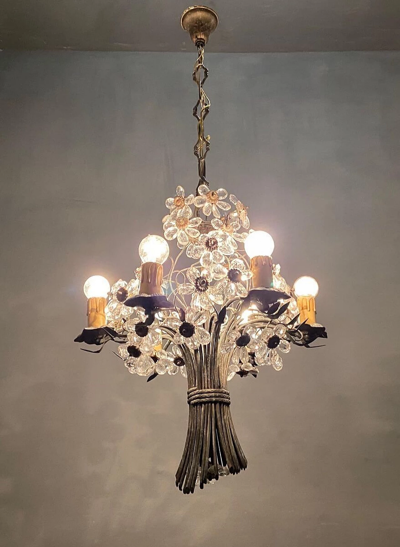 Bronze chandelier with crystal flowers in the style of Maison Baguès, 20s 1209669