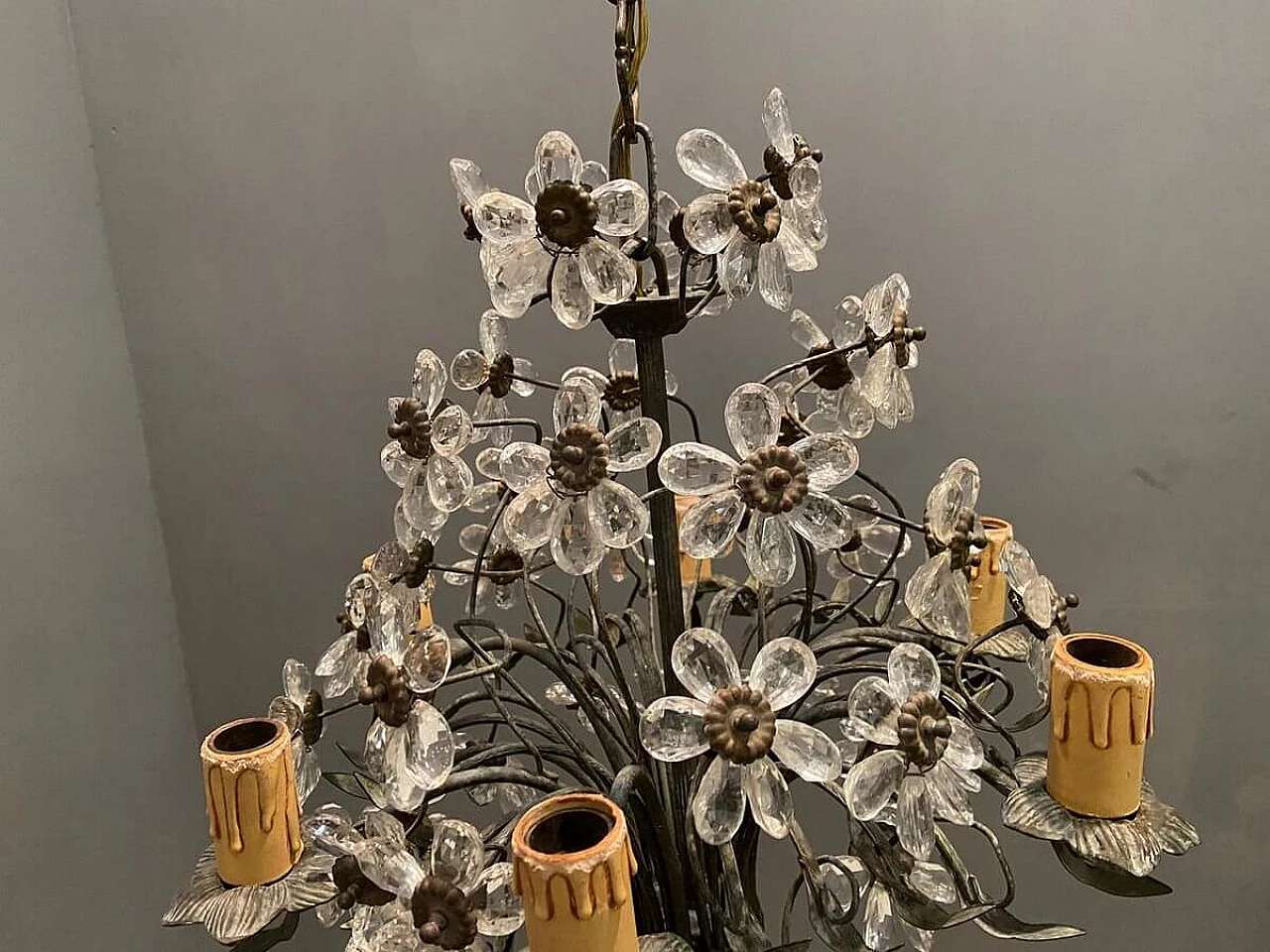 Bronze chandelier with crystal flowers in the style of Maison Baguès, 20s 1209676
