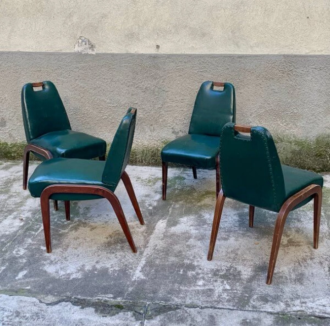 4 Chairs in wood and vinyl, 40s 1209957