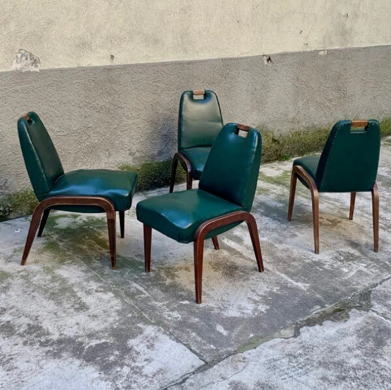 4 Chairs in wood and vinyl, 40s 1209959