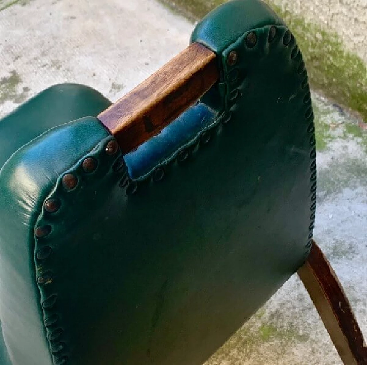 4 Chairs in wood and vinyl, 40s 1209962