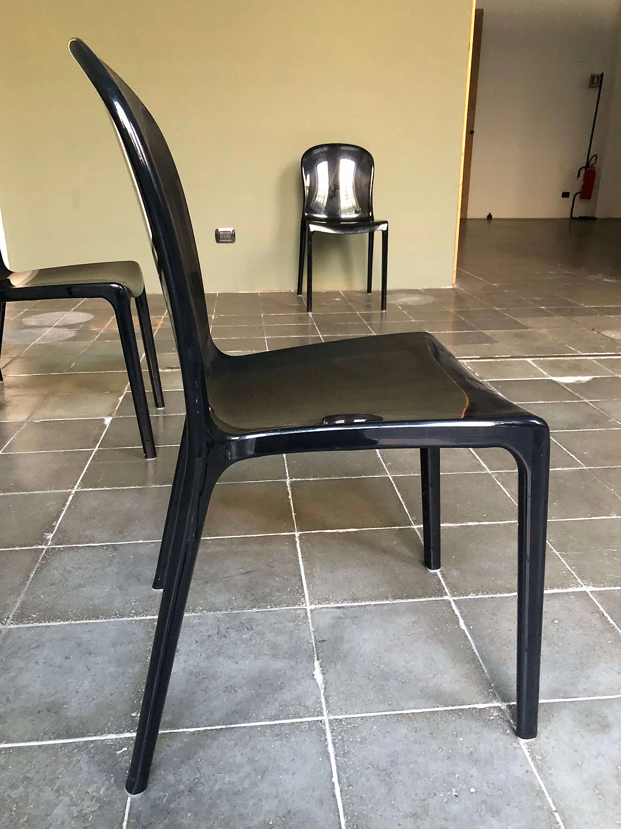 6 Sedie in acrilico impilabili, anni '60 1210104