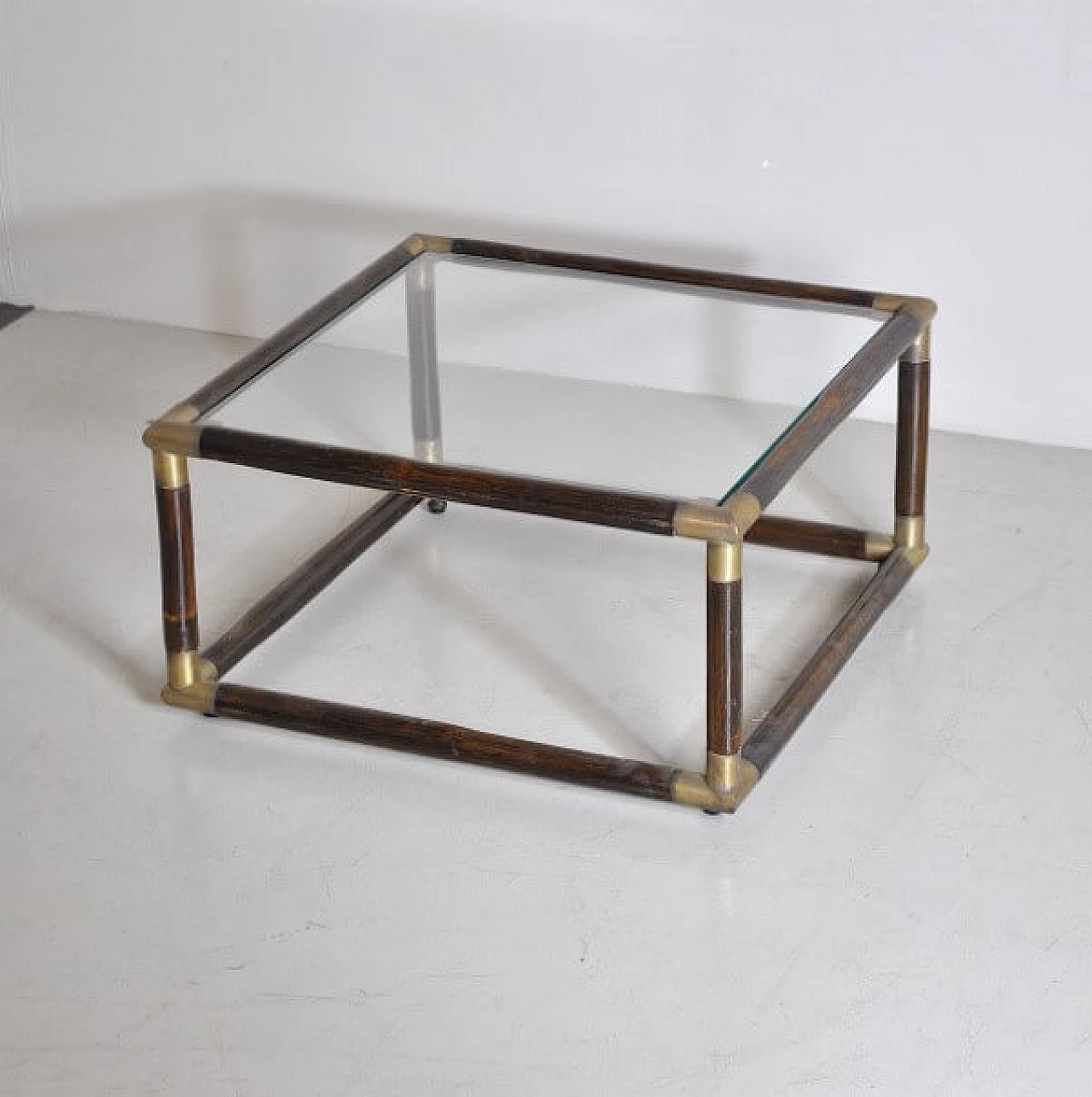 Square coffee table in bamboo and brass with glass top, 60s 1210342