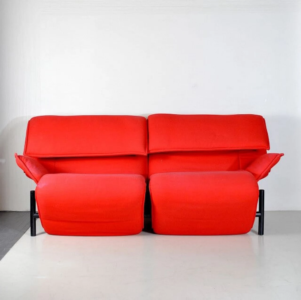 Two-seater fabric sofa by Vico Magistretti for Cassina, 80s 1210425