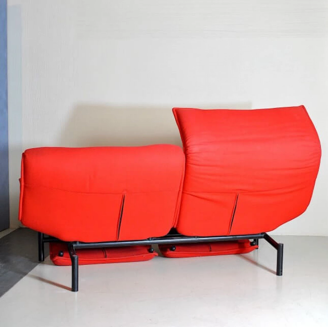Two-seater fabric sofa by Vico Magistretti for Cassina, 80s 1210434