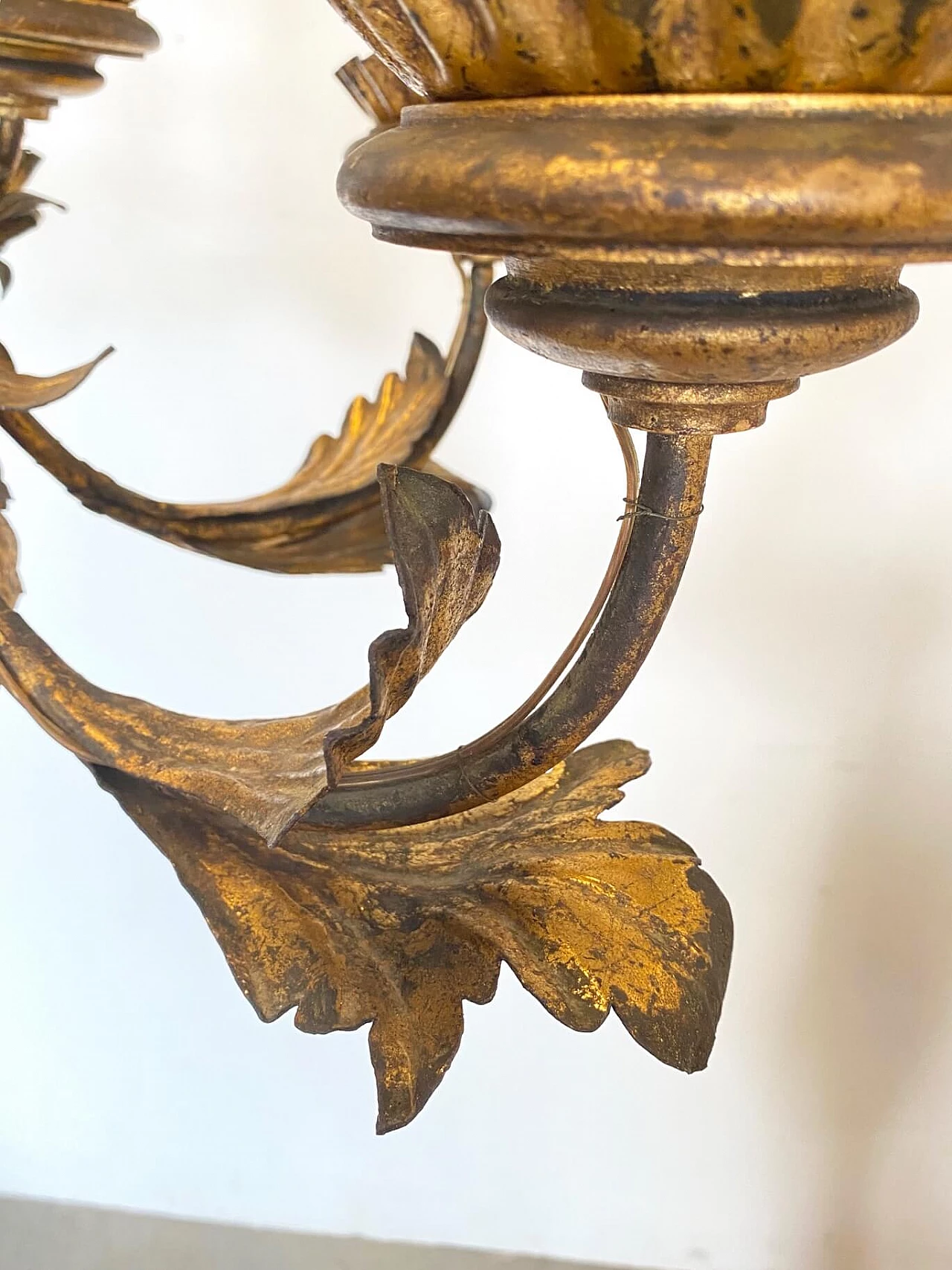 Gilded wood chandelier with 8 lights, 18th century 1210708