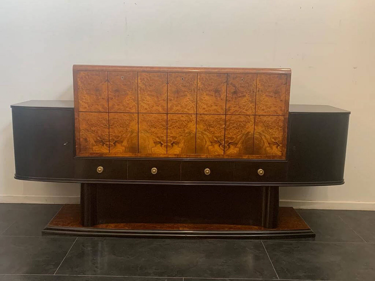 Credenza in radica di Tuya con corpo ebanizzato, anni '30 1211865