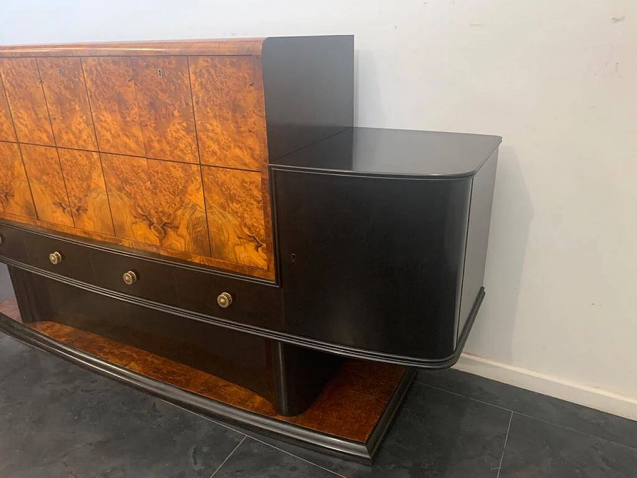 Credenza in radica di Tuya con corpo ebanizzato, anni '30 1211867