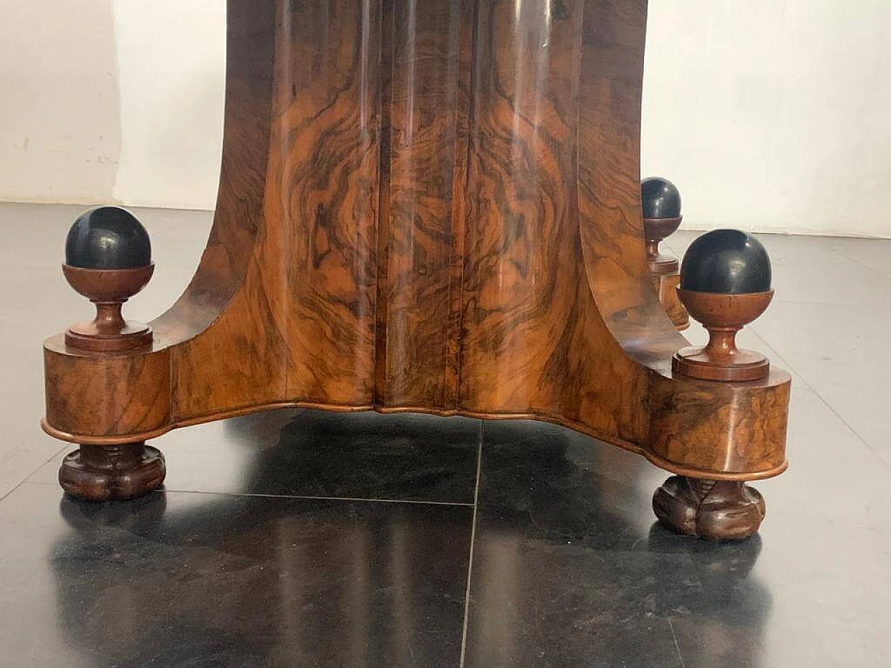 Art Deco carved briar dining table, 1930s 1211984