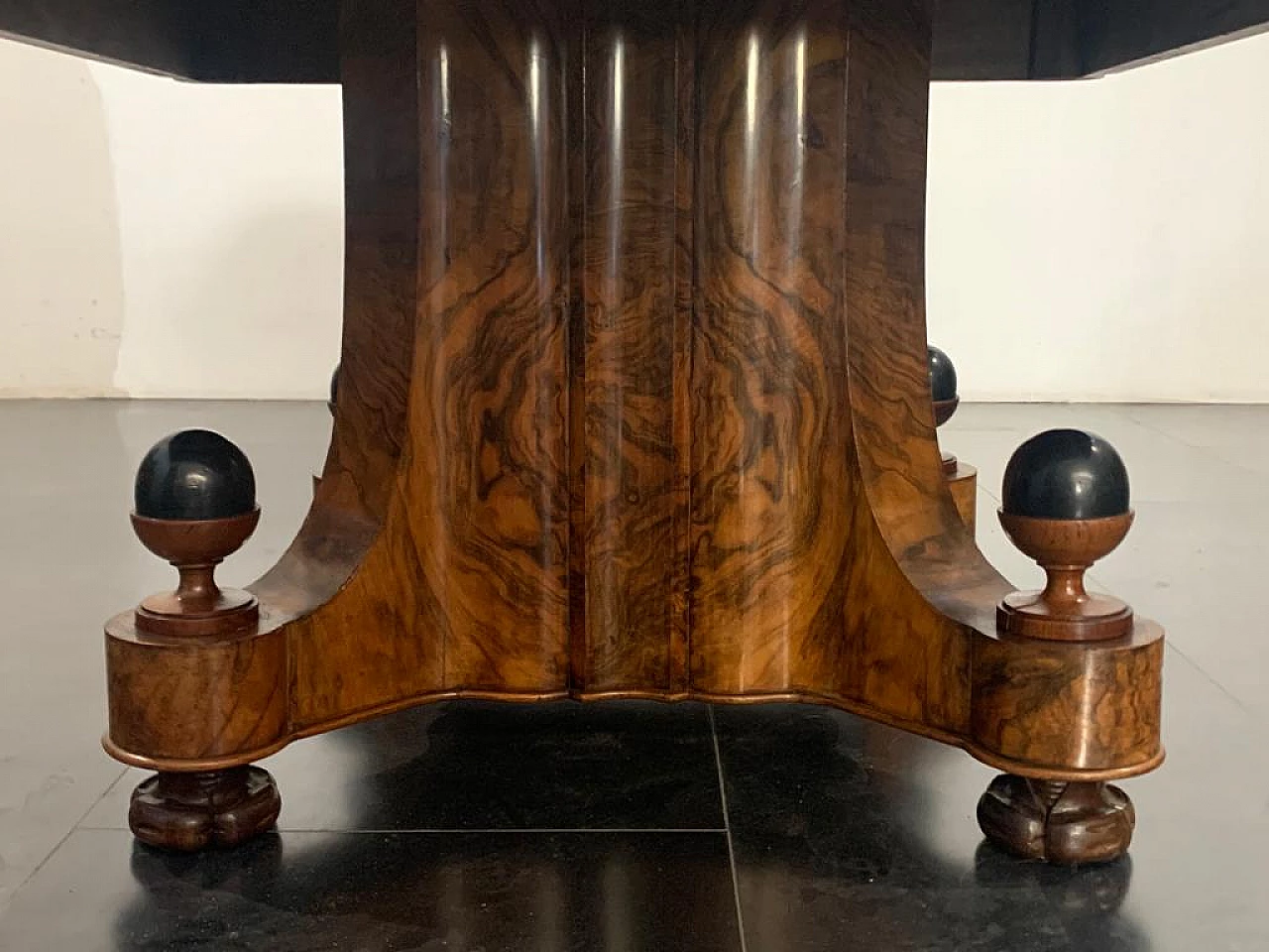 Art Deco carved briar dining table, 1930s 1211985