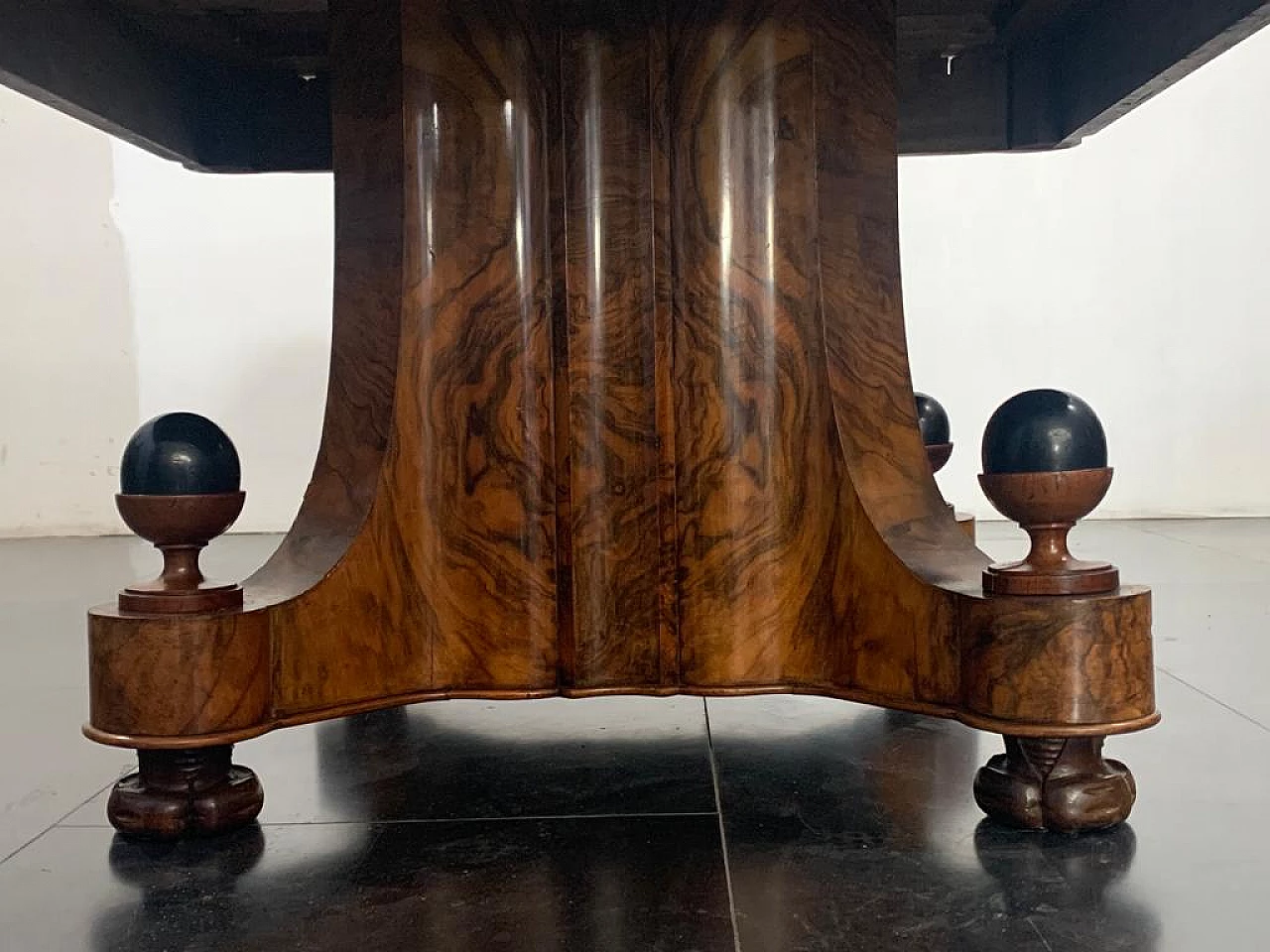 Art Deco carved briar dining table, 1930s 1211986